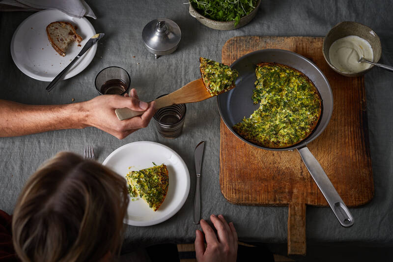 Pánev Fiskars All Steel 24 cm