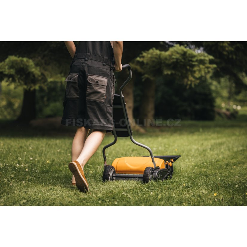 Sekačka na trávu s košem Fiskars StaySharp™ Max