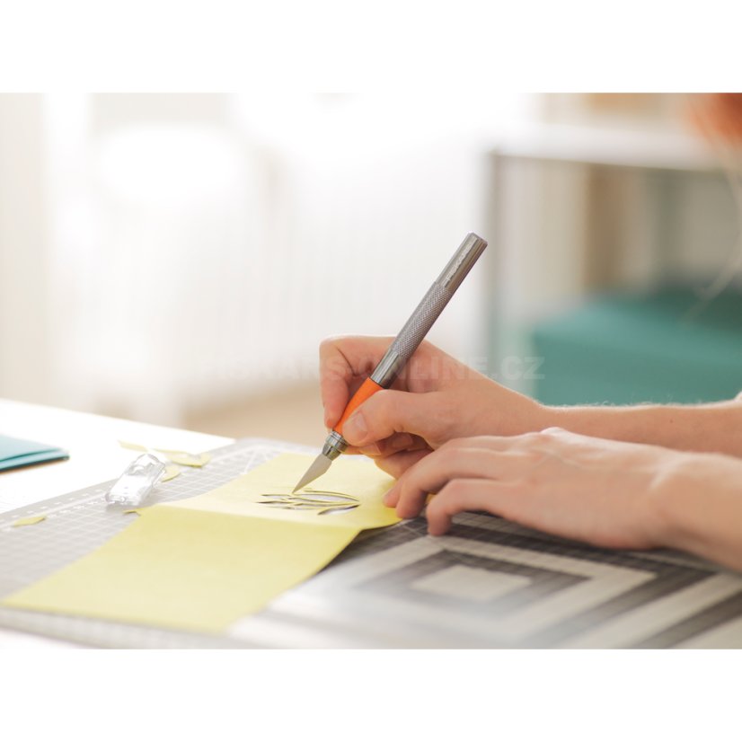 Precizní umělecký nůž Fiskars 6711