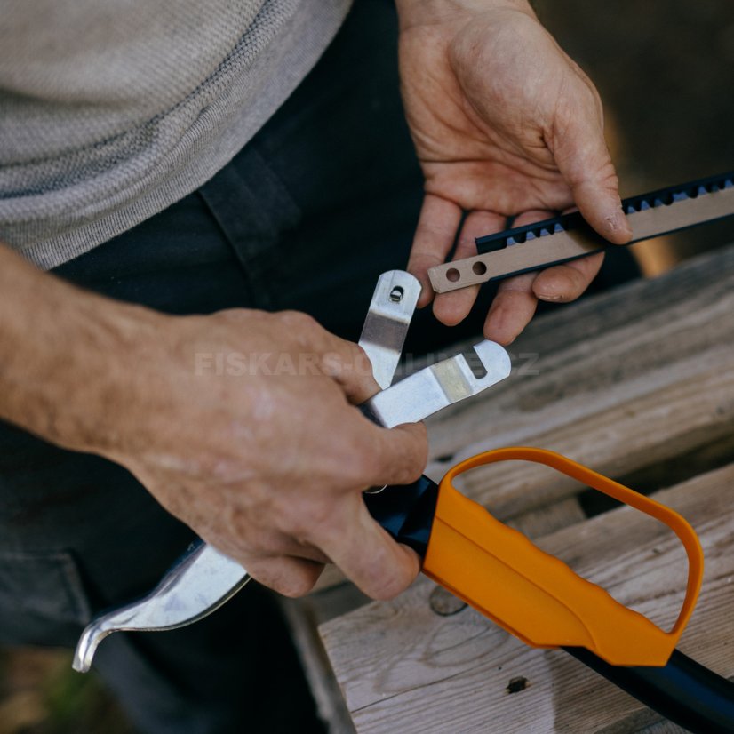 Rámová pila Fiskars 21”