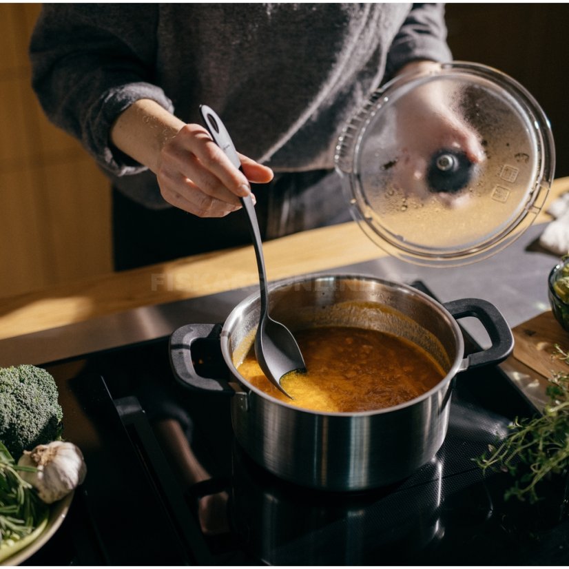 Kuchyňská lžíce Fiskars Essential