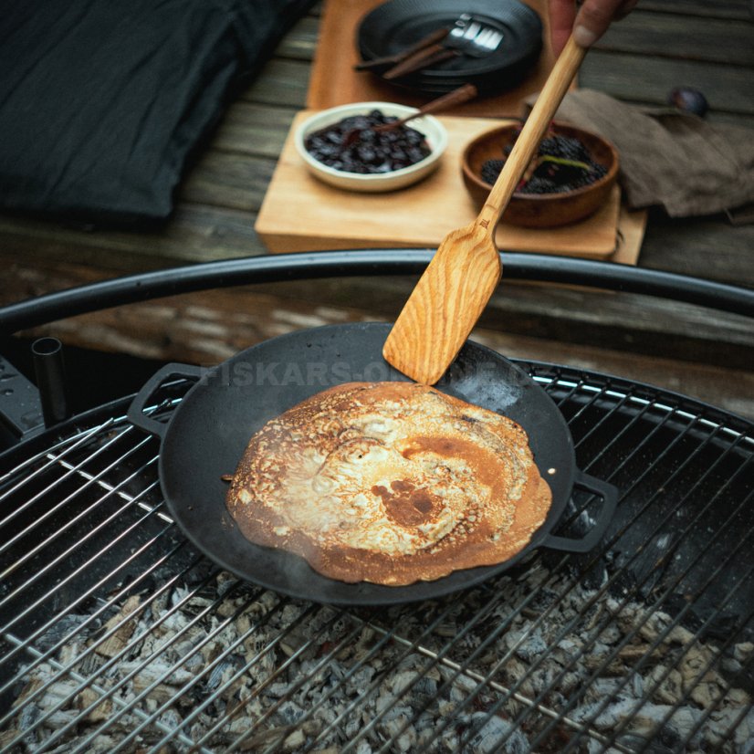 Dřevěná lopatka na grilování Fiskars chef