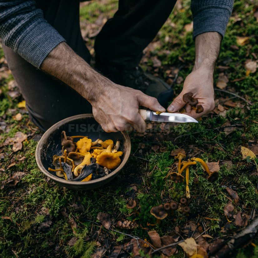 Outdoorový nůž Fiskars Norden