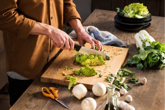 Santoku nôž Fiskars Hard Edge