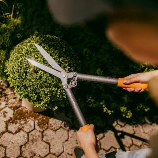 Nožnice na živý plot Fiskars HS52