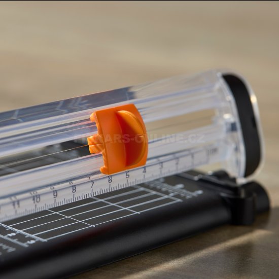 Rezačka papiera Fiskars SureCut 1077983 A5