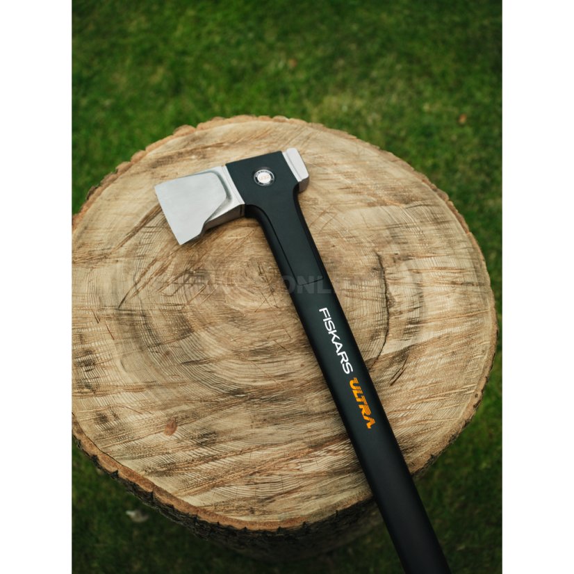 Štípací sekera Fiskars Ultra U32