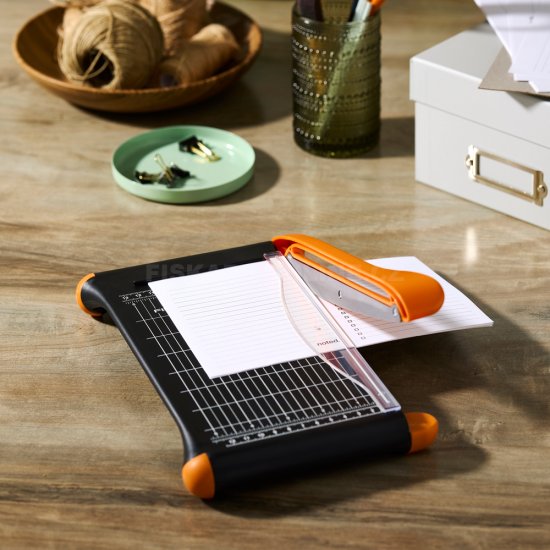 Rezačka papiera Fiskars 1077982 A5