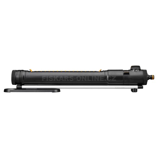 Oscilující zavlažovač Fiskars X-Series M 1070832
