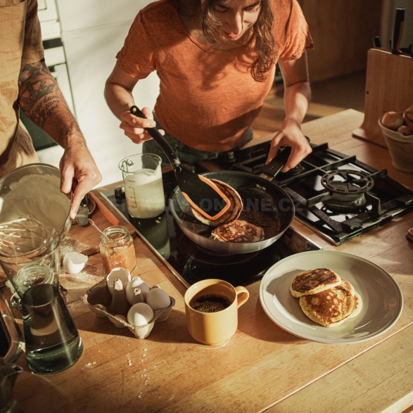 Lopatka Fiskars Functional Form