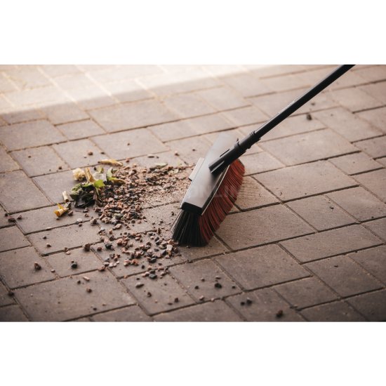 Metla Fiskars bez násady Solid L