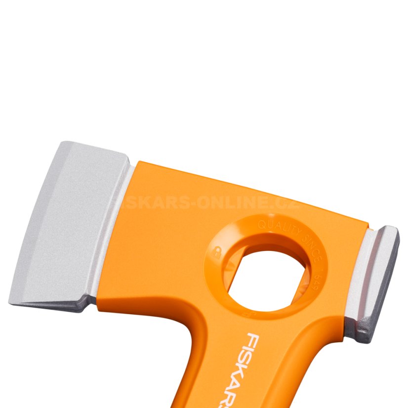 Univerzální lehká sekera Fiskars (XS) X13