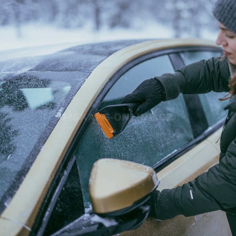 Škrabka na led do auta Fiskars Solid