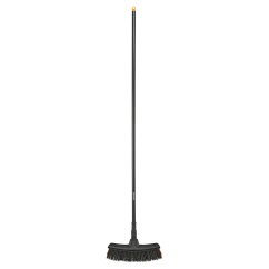 Univerzální koště Fiskars Solid M