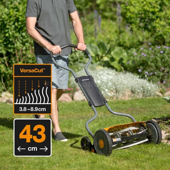 Vřetenová sekačka na trávu Fiskars StaySharp™ Plus