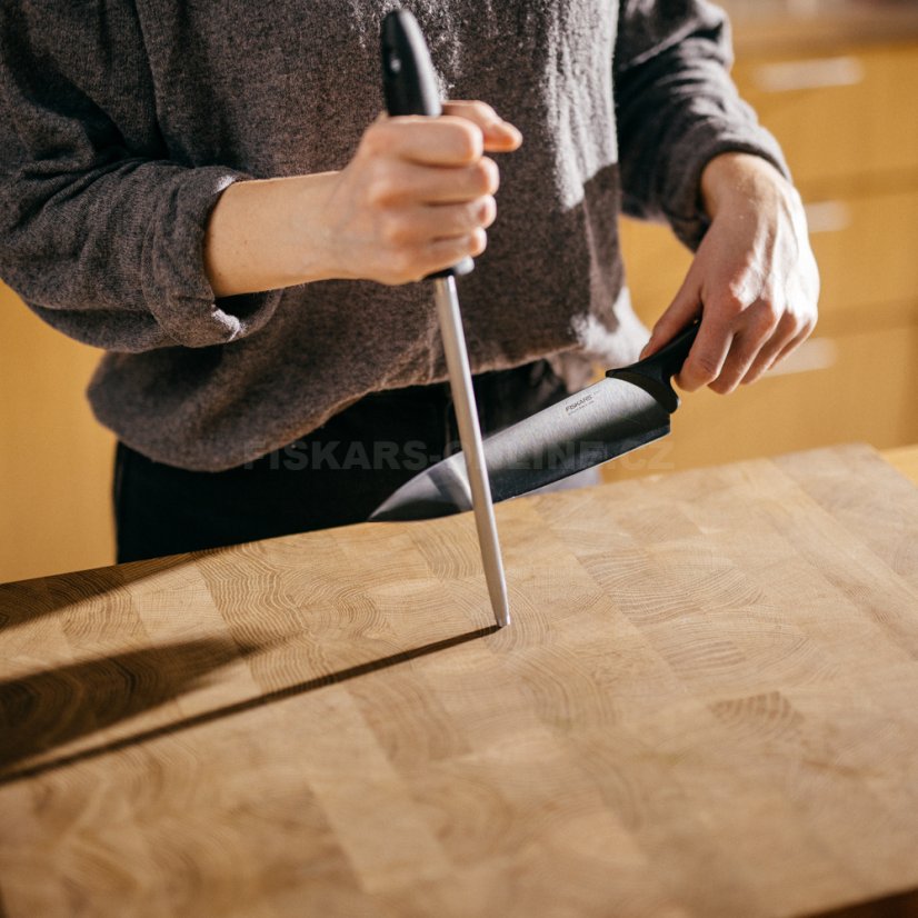 Ocílka Fiskars Essential