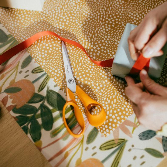 Univerzální nůžky Fiskars Classic 21cm