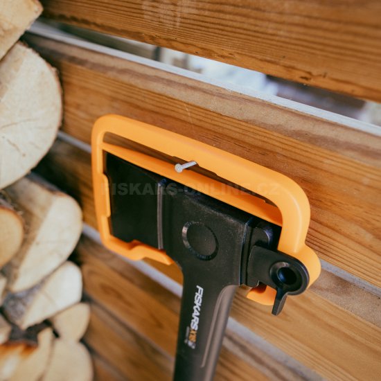 Univerzální sekera Fiskars (XS) X14