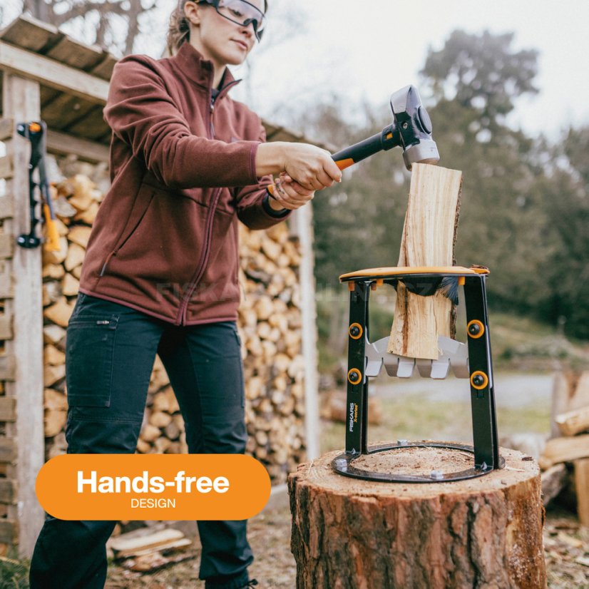 Štípač na dřevo Fiskars L