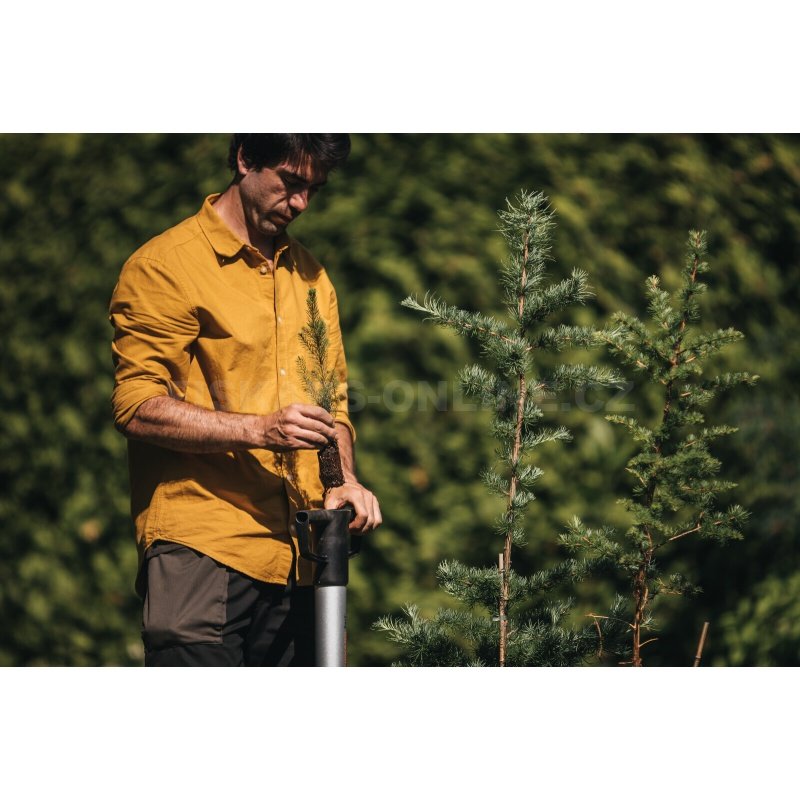 Sazeč cibulovin Fiskars Xact