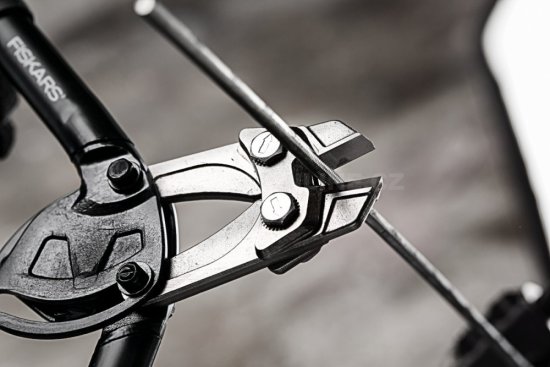 Pákové štiepacie kliešte Fiskars PowerGear™ prevodové, 36 cm