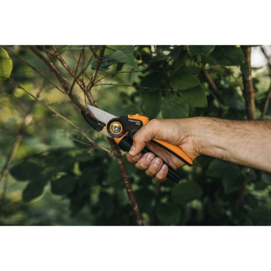 Jednočepeľové záhradné nožnice Fiskars X-series P941