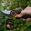 Dvojčepeľové záhradné nožnice Fiskars DualAction P981