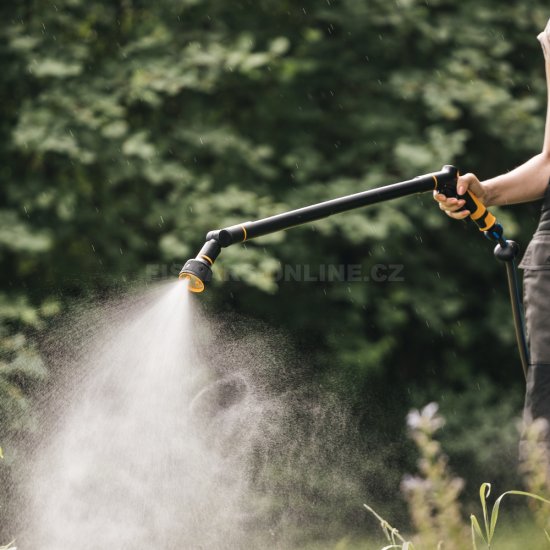 Nastaviteľná zavlažovacia tyč Fiskars, 3 funkcie