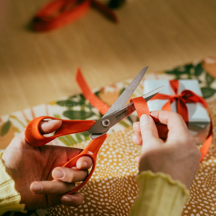 Univerzální nůžky Fiskars Classic pro leváky