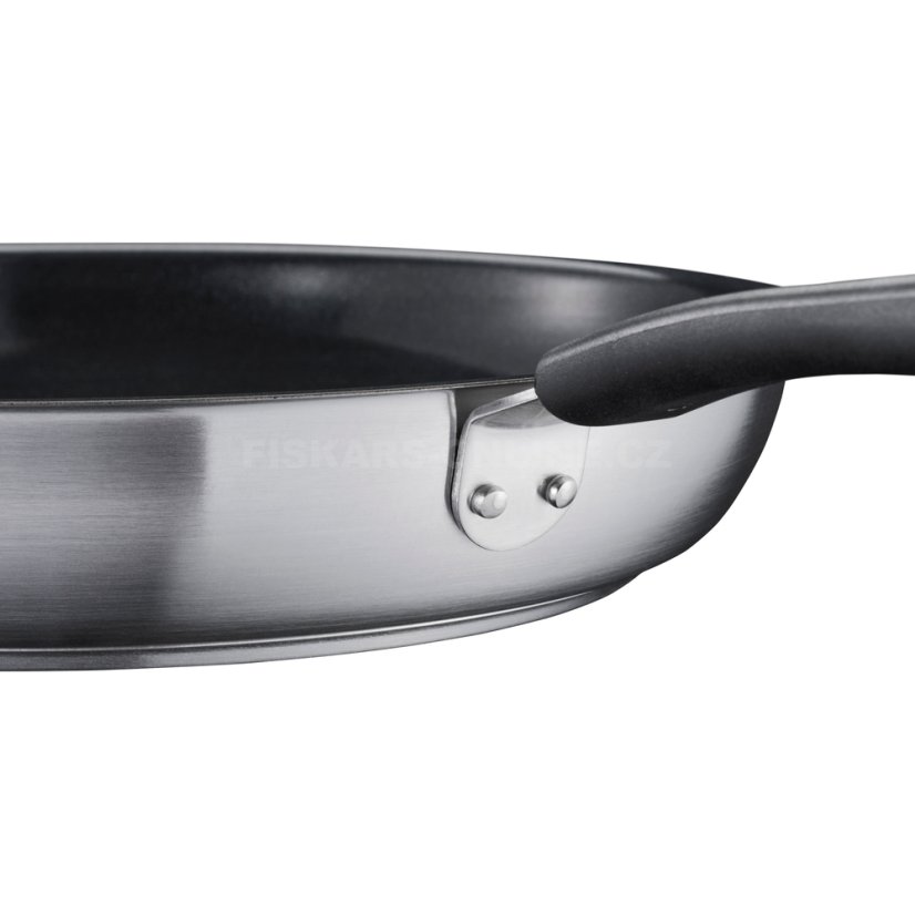 Pánev na smažení Fiskars Functional Form 28 cm