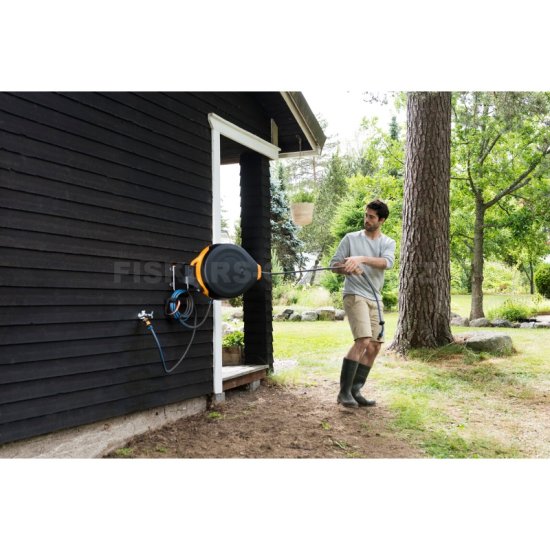 Nástenný držiak na bubon Fiskars XL