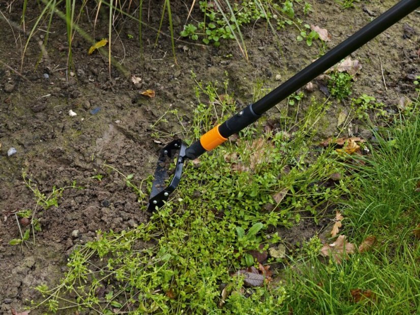 Škrabka na plevel Fiskars QuikFit