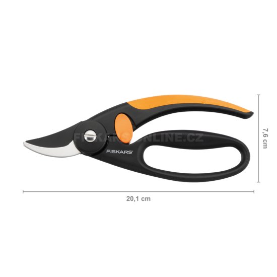 Dvojčepeľové záhradné nožnice FingerLoop Fiskars P44