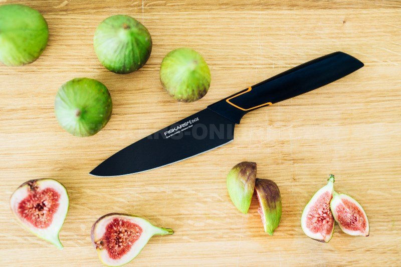 Nůž Deba Fiskars Edge