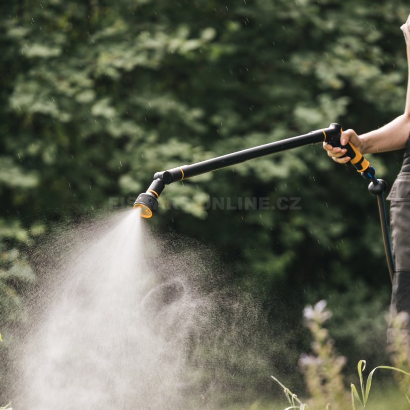 Nastavitelná zavlažovací tyč Fiskars, 3 funkce
