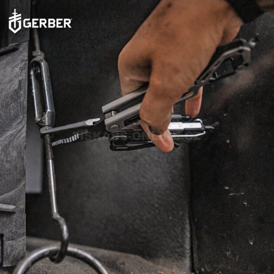Multitool Gerber Stakeout Drive strieborný