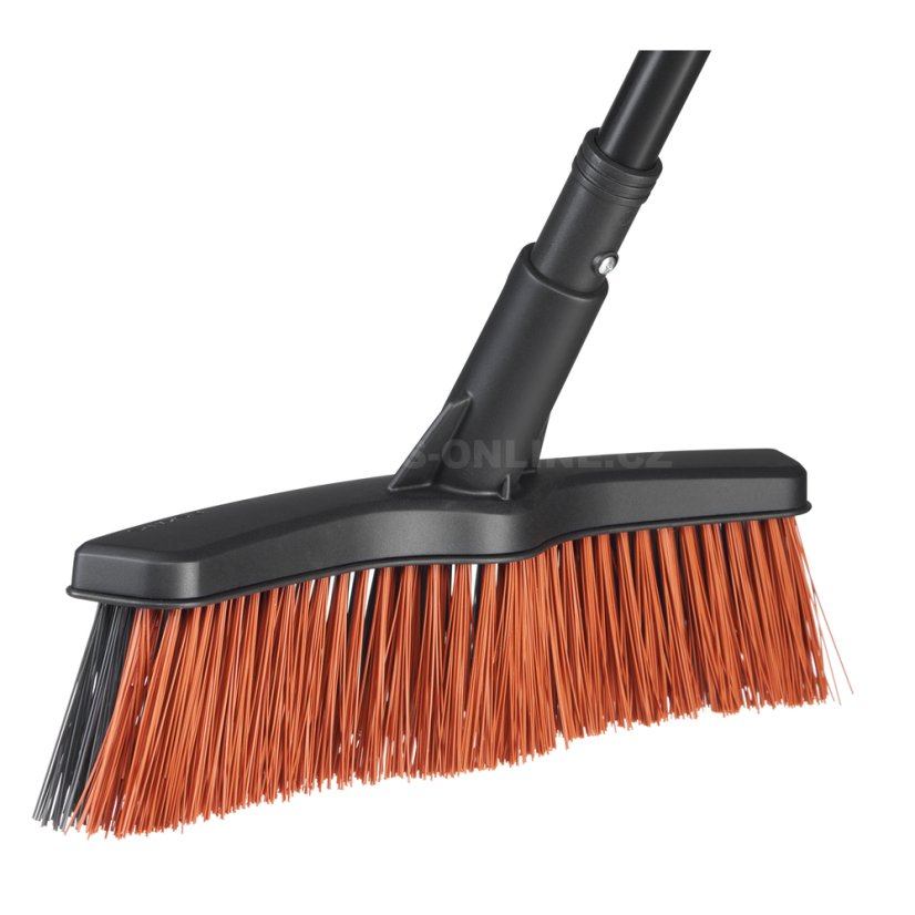 Univerzální koště Fiskars Solid M