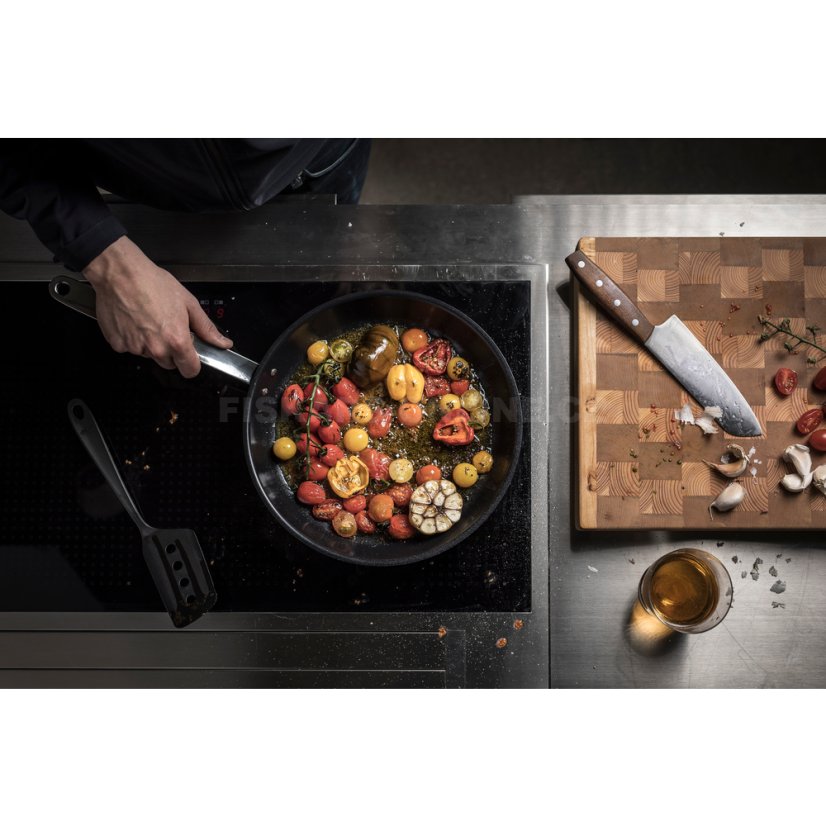 Santoku nůž Fiskars Norr