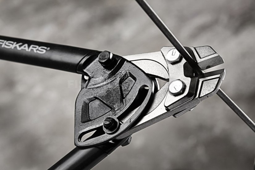 Pákové štípací kleště Fiskars PowerGear™ převodové, 75 cm