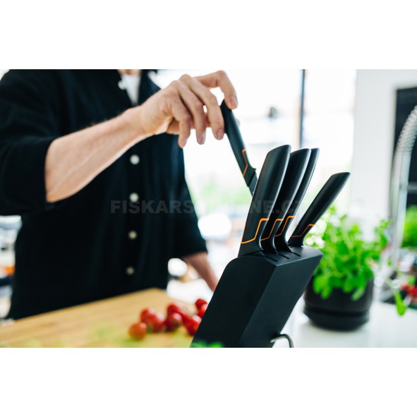 Sada nožů Fiskars Edge v bloku
