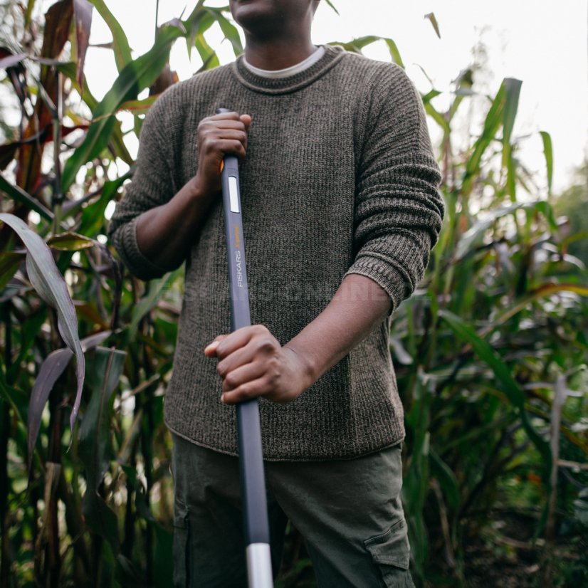 Škrabka na plevel Fiskars Xact™