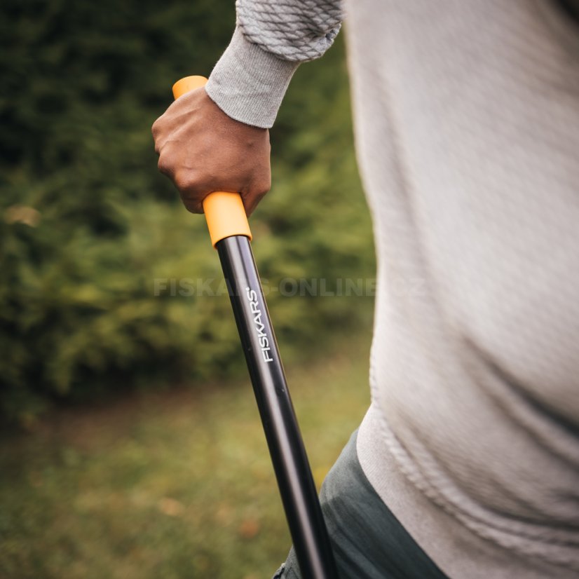 Lopata Fiskars Solid 1066720