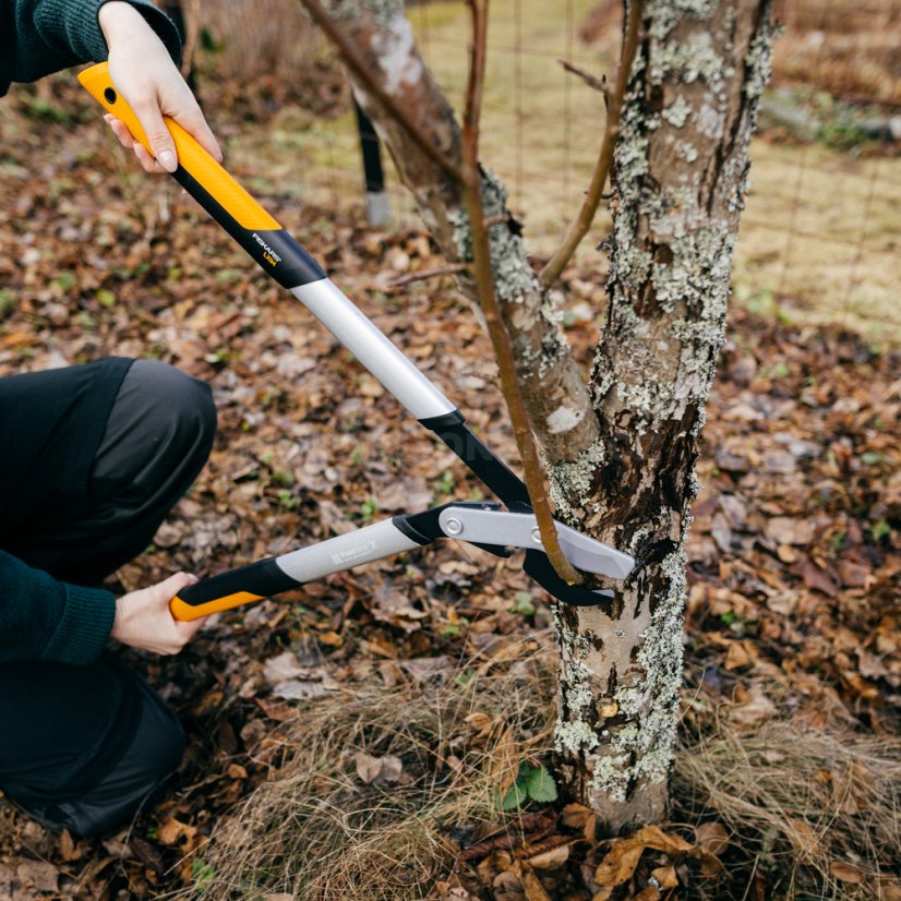 Dvouruční nůžky Fiskars PowerGearX LX94
