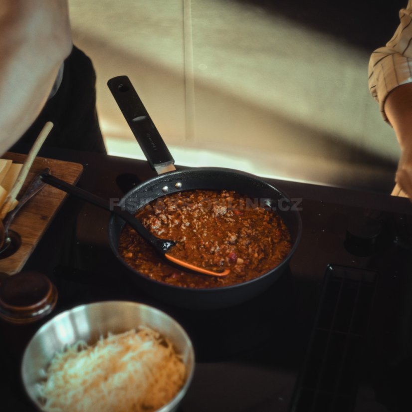 Pánev s pokličkou Fiskars Hard Face 24 cm