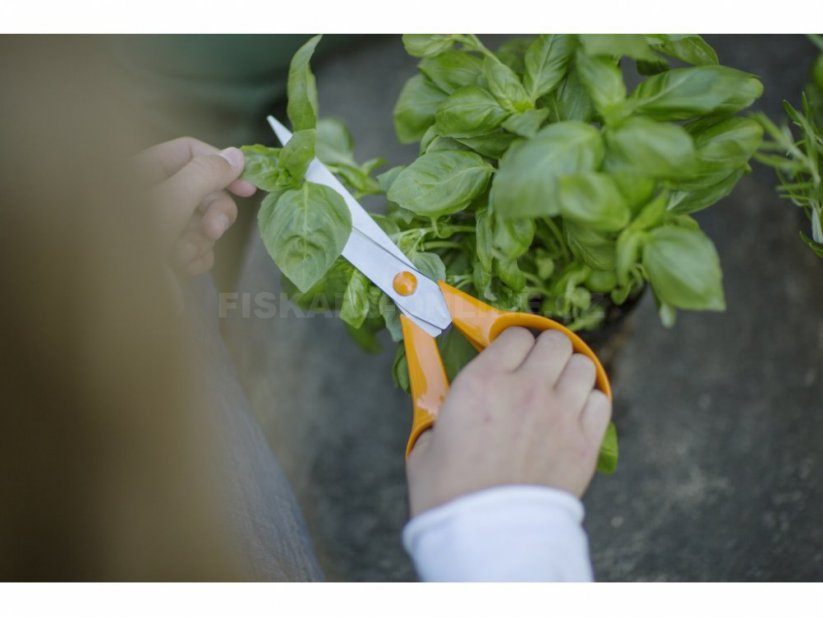 Univerzální zahradní nůžky Fiskars S90