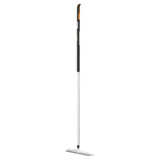 Hrable na hlinu Fiskars Xact™ M