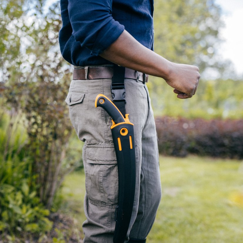 Zahradní pilka Fiskars SW-240