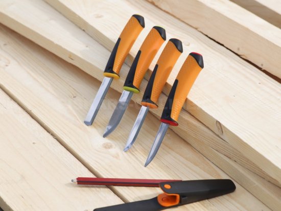 Remeselný nôž Fiskars