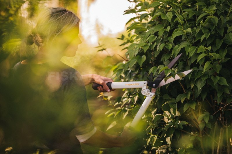 Nůžky na živý plot Fiskars PowerLever™ HS53