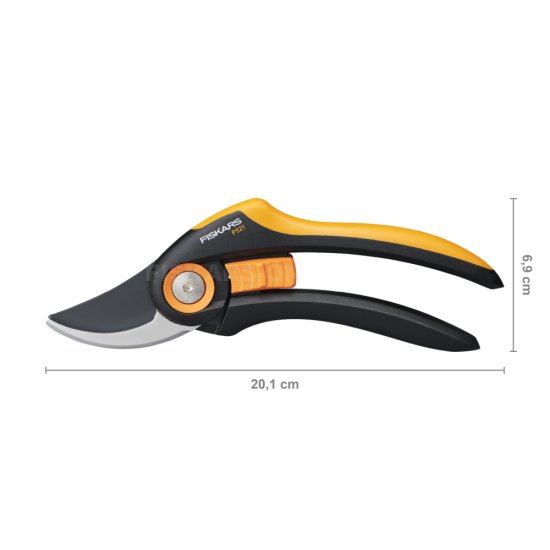 Dvojčepeľové záhradné nožnice Fiskars Plus P521